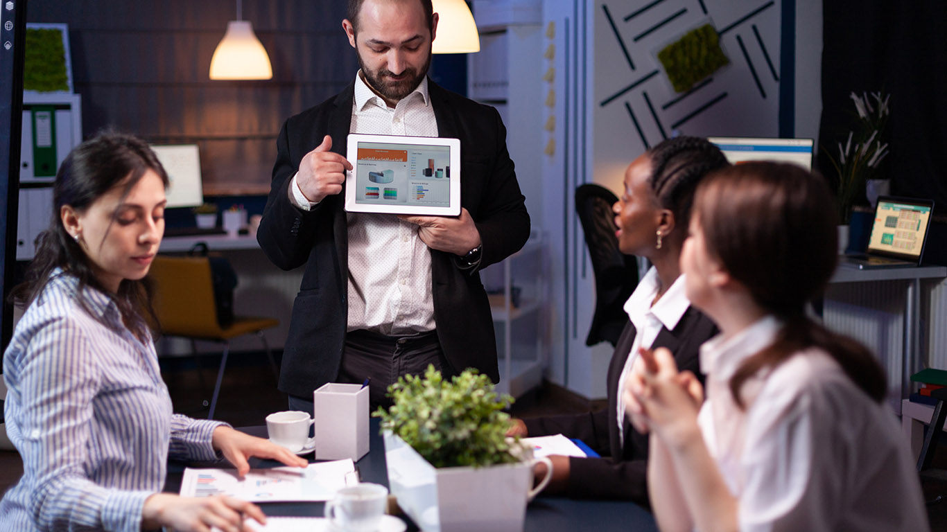 The Unseen Advantage: How Personal Branding Transforms Experts and Leaders